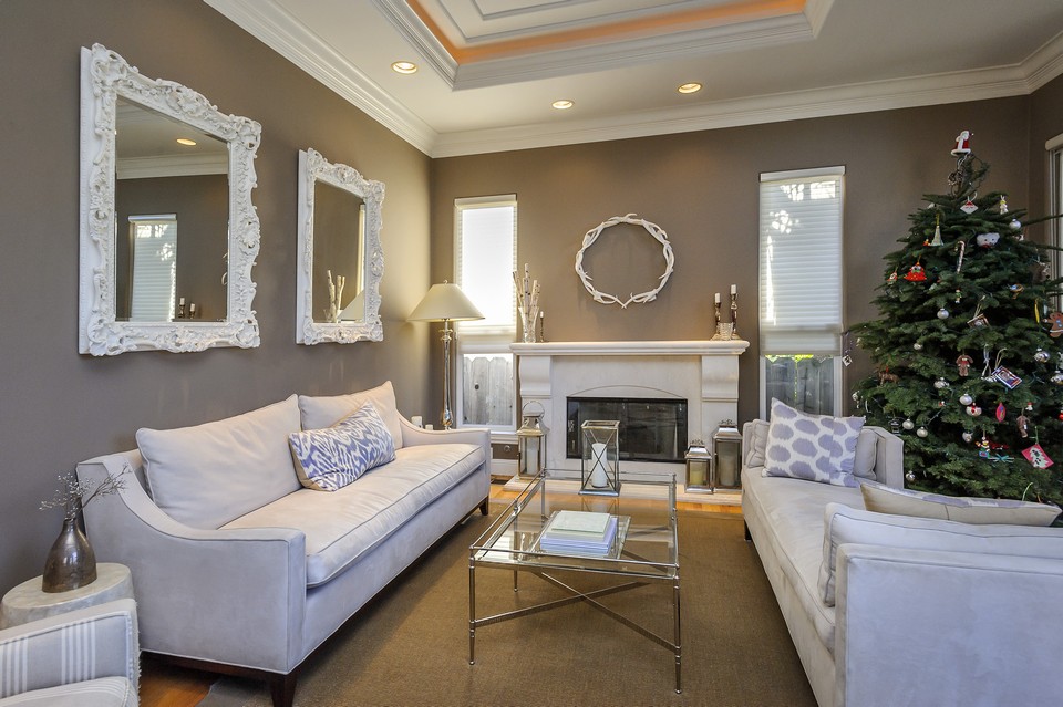 elegant formal living room