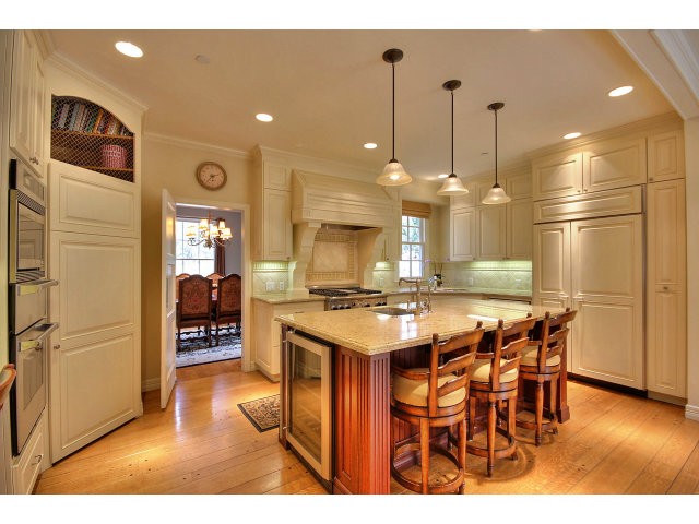 gourmet kitchen with top of the line appliances
